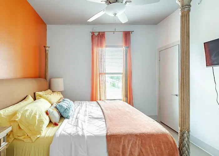 2bd Near Downtown & Hospitals King Bed + Parking * Fort Worth